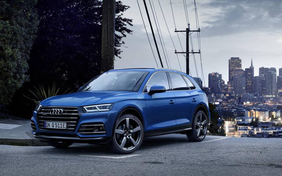  Audi Q5 55 TFSI e Quattro S-Line 2019 года  (WW) (фото 1 из 43)